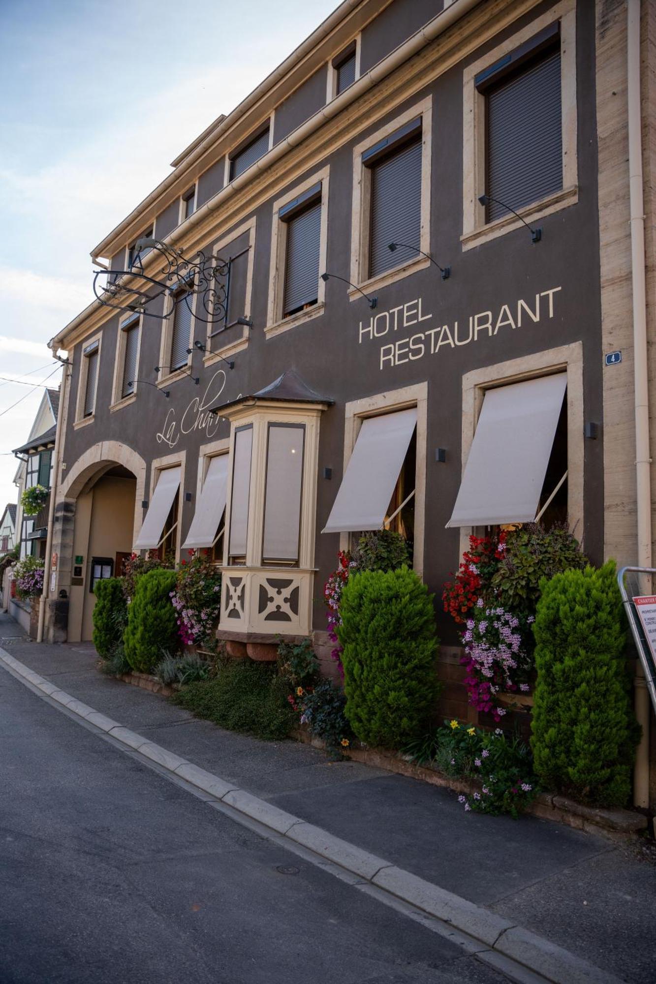 Hôtel Restaurant La Charrue - Plateau Repas sur réservation Sand Exterior foto